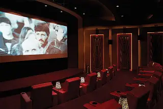 A COSY MINI THEATER